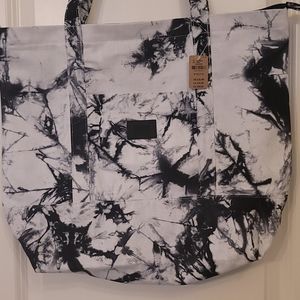 Victoria Secret Duffle Bag